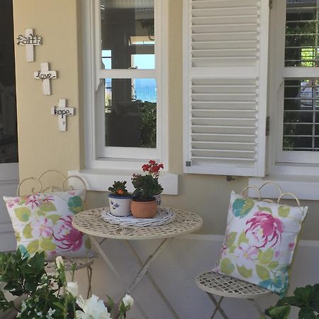 Sandals Beach Villa Германус Екстер'єр фото